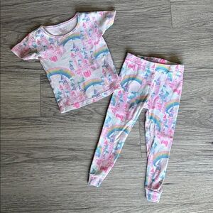 The Children's Place‎ Rainbow Castle Print Pajama Set Size 2T